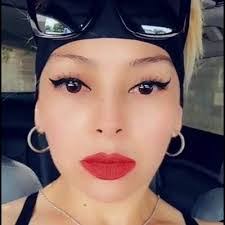 Liz Pena's Instagram, Twitter & Facebook