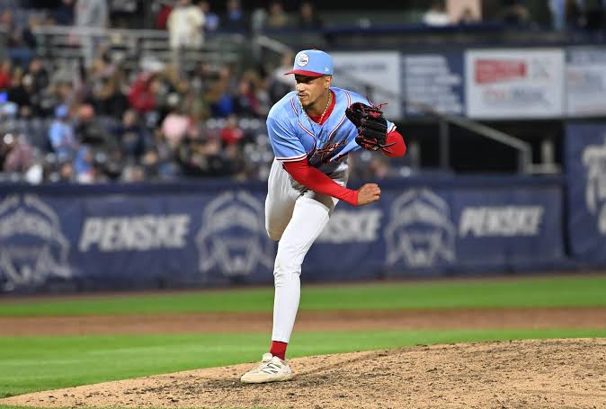 Phillies pitching prospect Alex McFarlane showcases his potential with Fightin Phils