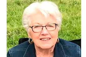 Anne Bauder's Instagram, Twitter & Facebook