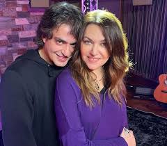 Η γαρμπή κοιτούσε τον σχοινά κι «έλιωνε». Kaith Garmph Dionyshs Sxoinas Den Ftasame Pote Sto Xwrismo Kefaloniapress Gr