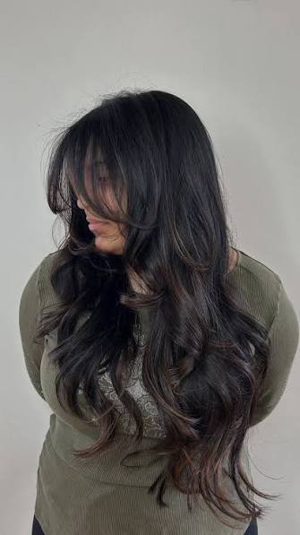Very Long Hair Blowout