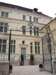 Musee Jean De La Fontaine A Chateau Thierry Dans L Aisne Http Www Claireenfrance Fr Medias Image Aisne Ch C3 Les Fontaines Saint Quentin Champagne Ardenne