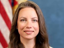 Jacqueline Suarez's Instagram, Twitter & Facebook