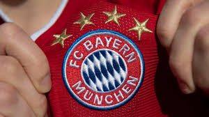 Im kragen ist der schriftzug „for the oceans ich frage mich als bayern fan, warum muss man jedes jahr neue trikots haben. Fc Bayern Trikot 2021 22 Erste Bilder Aufgetaucht