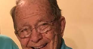 Darla Rollins's Instagram, Twitter & Facebook