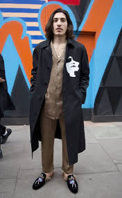 The borussia dortmund ace may have sat out if it means seeing more outfits like this, we wouldn't terribly mind if aubameyang had to sit out a few. Sane Boateng Aubameyang Neymar Die Skurrilsten Outfits Der Fussball Stars