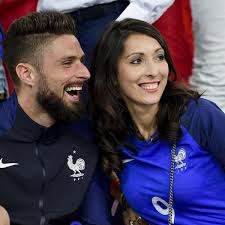 Welcome to olivier giroud fans page. Olivier Giroud Frau So Glucklich Ist Er Mit Seiner Jennifer