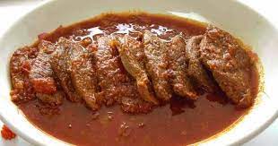 Pukul daging agar memiliki tekstur empuk. Resep Membuat Lapis Daging Khas Surabaya