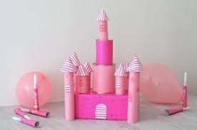 Diy Chateau De Princesse En Carton Chateau Princesse Activite Manuelle Disney Activite Manuelle Fille