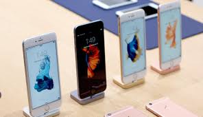 Unlocked iphones like this allow you the freedom to choose your own carrier and plan. Get An Unlocked Certified Refurbished 128gb Iphone 6s For Just 480