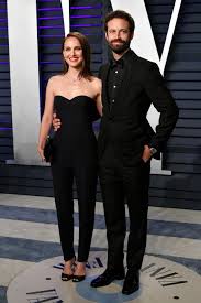 Just a human who loves jesus. Natalie Portman Starportrat News Bilder Gala De