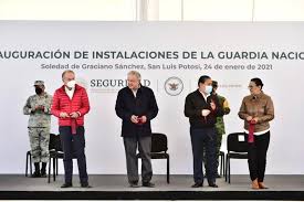 Clara luz flores inició el martes con un video atacando a su opositor adrián de la garza. Fotos La Cadena De Contactos Del Presidente De Mexico Lopez Obrador En Imagenes Internacional El Pais
