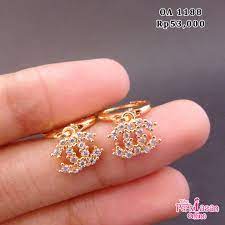 Anting Emas Chanel Lapis Emas 22k Perhiasanbagus Gelangimport Gelangkorea Gelanglucu Gelangemas Gelangbatu Gelangtali Cincin Perhiasan Anting Aksesoris