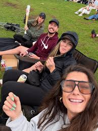 Kaylee Holden (@kayleeameelia) • Instagram photos and videos