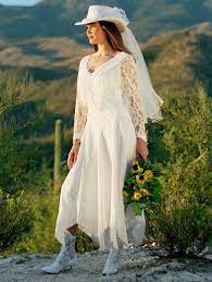 Beautiful Country Wedding Western Style Wedding Dress Long Sleeve Wedding Dress Lace Country Western Wedding Dresses