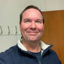 Zack Hendrix's Instagram, Twitter & Facebook