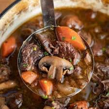 La meilleure recette de boeuf bourguignon à la cocotte minute. Ma Recette Et Mes Conseils Pour Faire Un Boeuf Bourguignon A L Autocuiseur