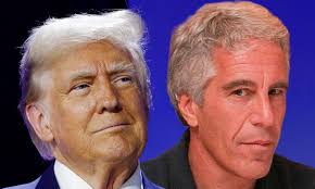 Ha salido a la luz que Trump viajó al menos 8 veces en el jet privado de  Jeffrey Epstein 😱 Esto se esta poniendo muy turbio mi gente…