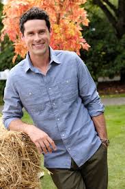 Pin By Sue Silverman On Hallmark Hallmark Channel Movie Stars Hallmark