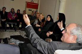 Kendinizle ilgili çıkan dedikodular yüzünden doğruları başkalarına kanıtlamak zor olabilir. Ruyada Daginik Eve Gorucu Gelmesi Ruyandagor Com