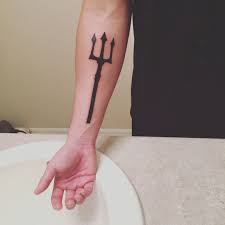 Pin By Alessandro On Sleeve Ideas Trident Tattoo Tattoos For Guys Tattoos