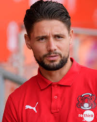 Robert Hunt » Bilanz unter arbitre Oliver Mackey