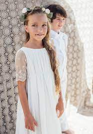 La robe lucie séduira les petites filles raffinées et bohèmes avec ses manches et son dos en dentelle. Robe Boheme Longue Fille Et Bebe De Ceremonie Et Mariage