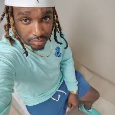 What is the best hat and shoe combination?