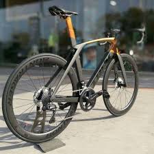Pin By Andreas Neumann On Road Bikes Trek Madone Bicycle Bike Kit