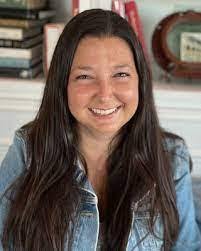 Carly Rivers's Instagram, Twitter & Facebook