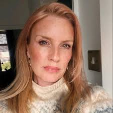 Sometimes you instinctively know that it is time for a change, time to…