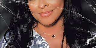 Jenell Jones's Instagram, Twitter & Facebook