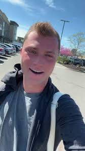 Evan Birnbaum (@ebaum420)