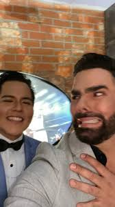 Queridos amigos les dejo este mini cover de esta hermosa canción “La nave  del olvido” el cual la cantó a dúo con el príncipe de la canción #josejose  (Final inesperado 🤣) #yomellamojośejoséecuador🇪🇨 #