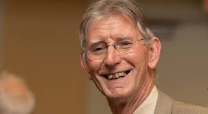 Physics professor takes the reins as associate dean