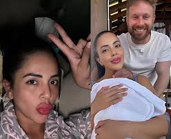 POV: You walk into yoga and Darcey is your instructor... 🧘‍♀️  #DarceyAndStacey