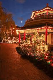 Pagoda Norfolk Virginia Virginia Is For Lovers Christmas In America