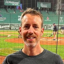 Shane Broyles's Instagram, Twitter & Facebook