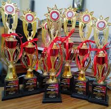 Piala yayasan raden paku sby: Tropi Siswa Berprestasi Yg Belum Mts Al Falah Cibinong Facebook