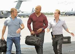 Steve mcgarrett est un officier décoré de la navy redevenu policier. Hawaii 5 0 Invite Ncis Los Angeles Pour Deux Episodes Crossover Purebreak