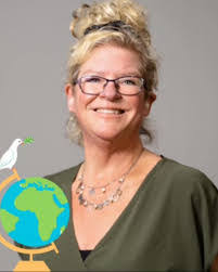 Tanya Perry's Instagram, Twitter & Facebook