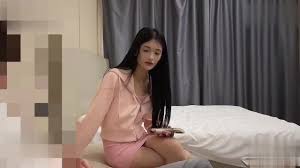 探花田伯光❤️今天约的第一个妹子发现了摄像头换了个地方| Xasiat