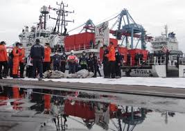 Pesawat tersebut diizinkan terbang ke ketinggian. Xrkd3fusqoaiam
