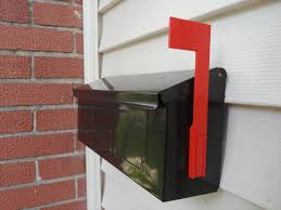 The Flagnet Magnetic Mailbox Flag For