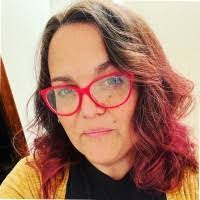 Stacey Beach's Instagram, Twitter & Facebook