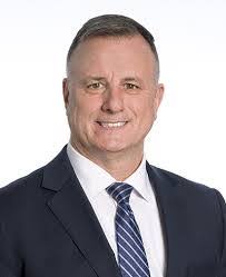 Robert Nagy's Instagram, Twitter & Facebook