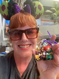 Went to a lavender festival today, came home with nothing lavender related  but did get the coolest Hocus Pocus Tumbler I've ever seen 😍👻🎃