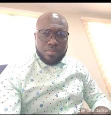 Nana Ama and her ex-boyfriend Sammy have been trending over a video of the  KNUST guy weeping after she dumped him. But not many knew the original Nana  Ama as social media