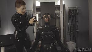 Latex and Bondage Chair | BDSM-LATEX.net