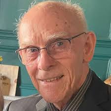 We are very sorry to learn of the passing of former Cobbler Gerry Bright.  Gerry made four appearances for the club in 1956/57 and 1957/58. Sending  our sincerest condolences to all of